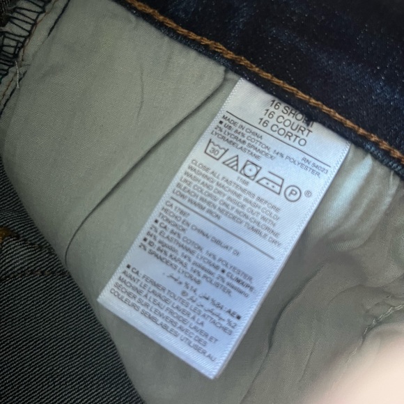 Old Navy Jeans 16 short - Picture 4 of 4